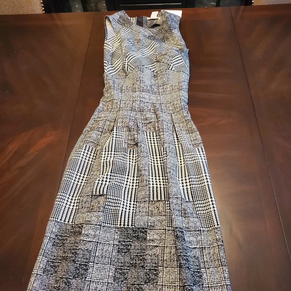 Beautiful black and white dress